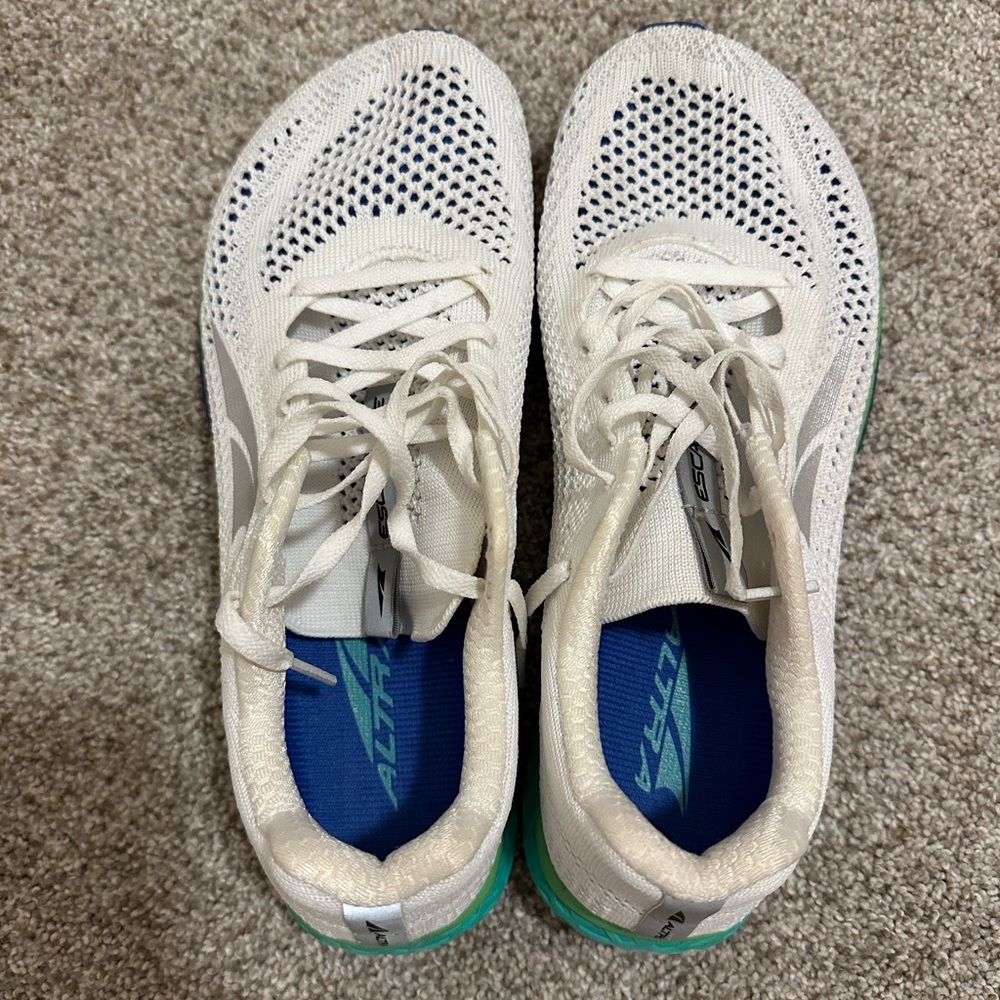 Altra Women’s Escalante